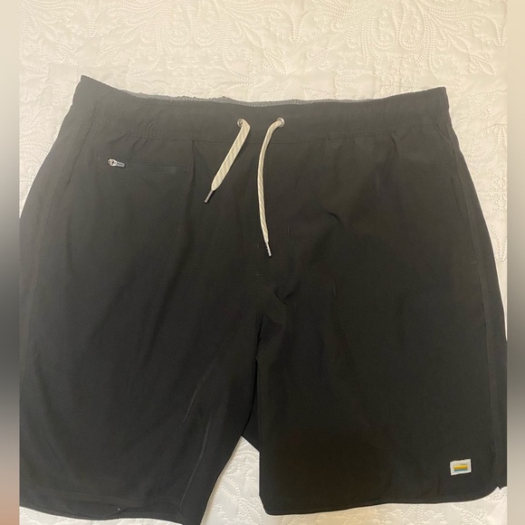 Vuori Men's Charcoal Athletic Shorts with Drawstring - Picture 7 of 12